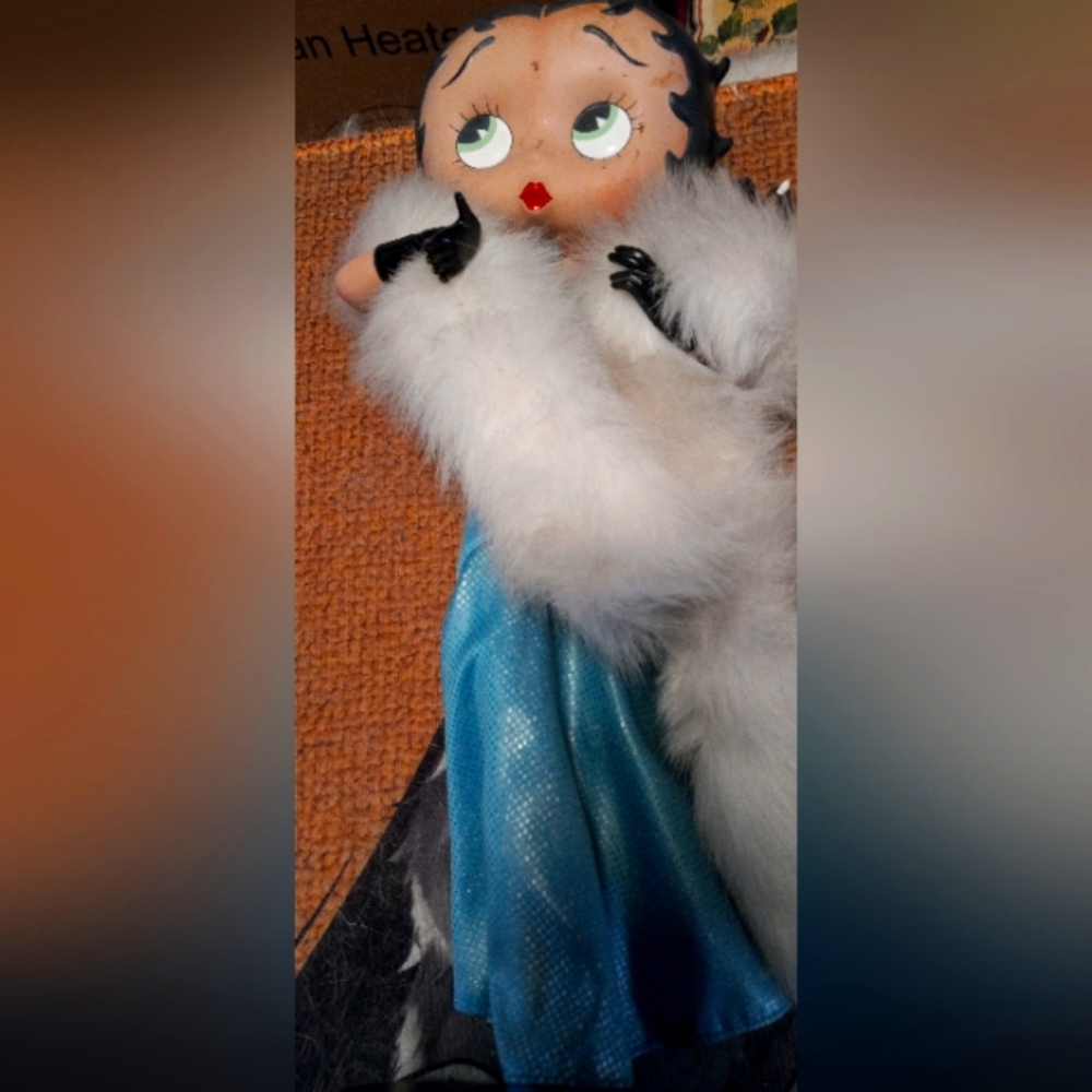 Betty Boop Large Doll (12in)